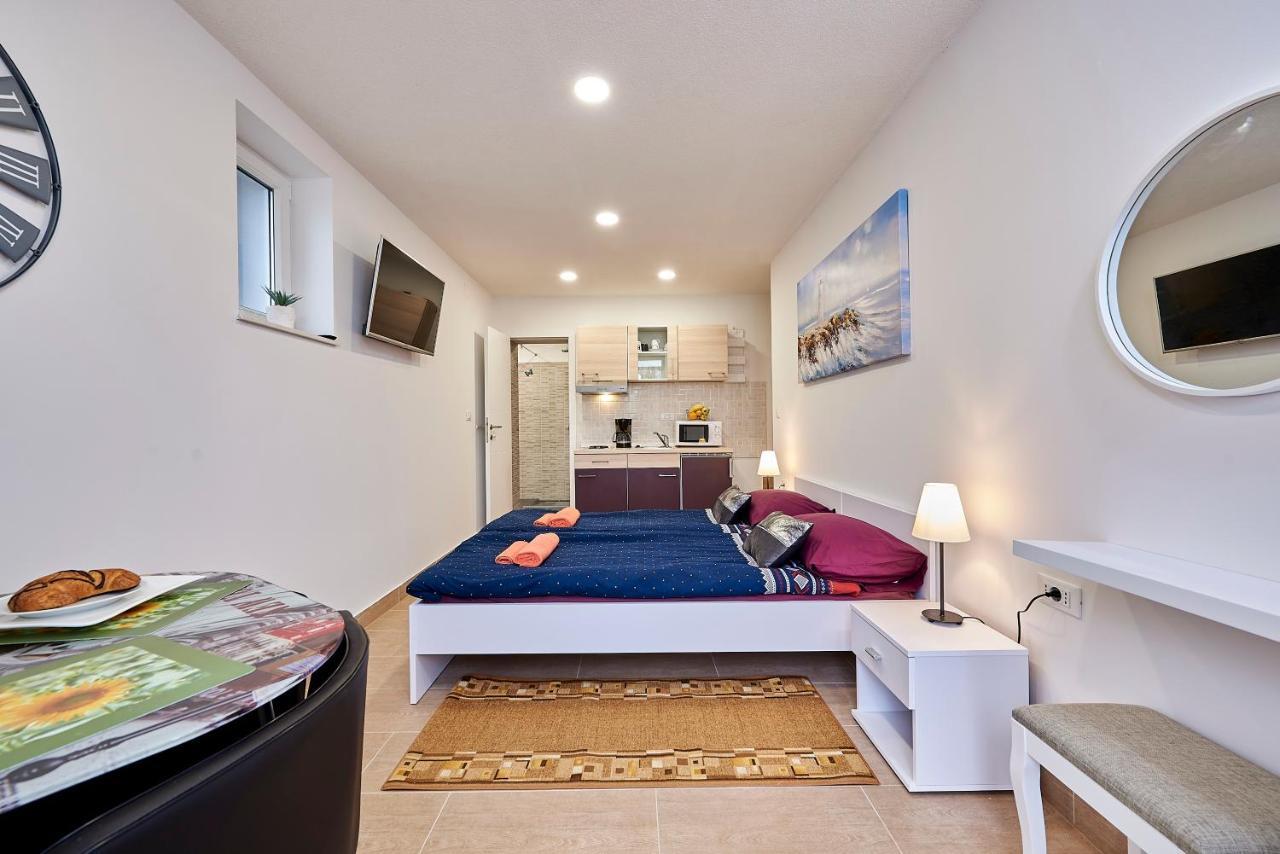 Studio Apartment Bascan 特罗吉尔 外观 照片